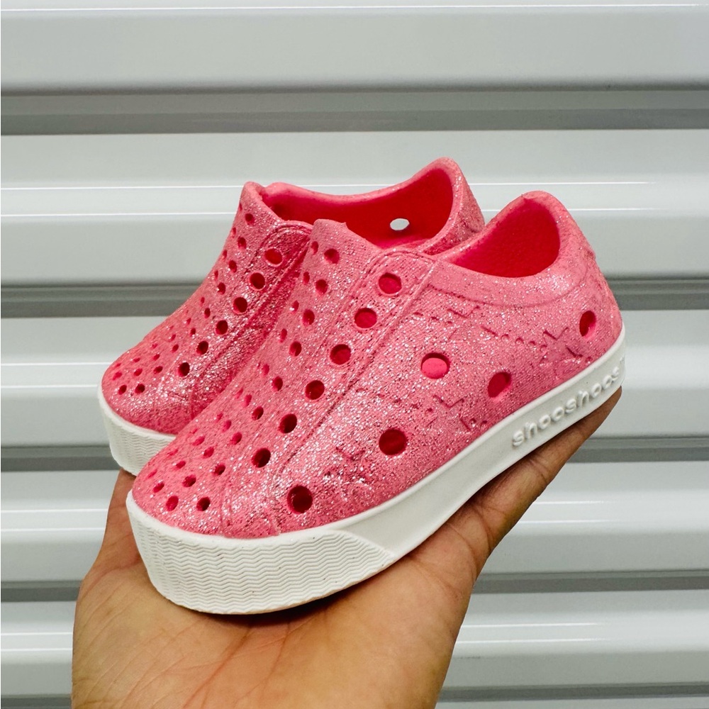 Kids Pink Slip-On Water Shoes